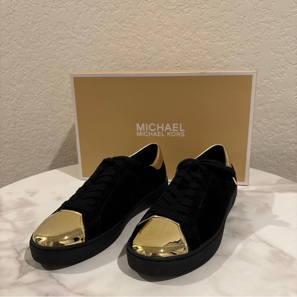 Michael KorsFrankie Black and Gold Low-Top Suede Sneakers Size 8 NWT